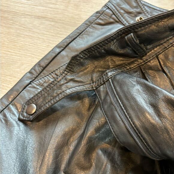 Vintage Genuine Leather Pleated Hi Rise Leather pant size 2 - Picture 3 of 6